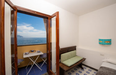 POSEIDONE SUITE on CONCA DEI MARINI’S  BEACH