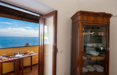 CASA POSEIDONE , LA TUA CASA VISTA MARE a CONCA DEI MARINI