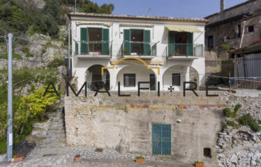 DETACHED HOUSE ON TWO LEVELS WITH LAND AND STORAGE AT PONTONE – SCALA