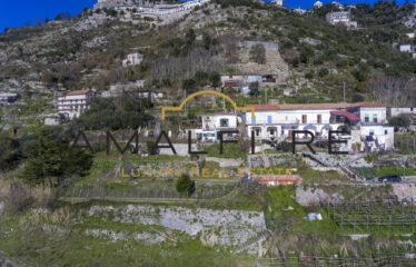 Detached House with Sea View in Tovere di Amalfi