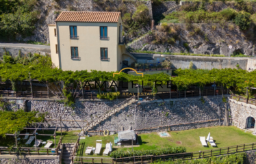 THE LIMONETO ERCOLE, AN OASIS OF LUXURY AND TRANQUILITY ON THE AMALFI COAST