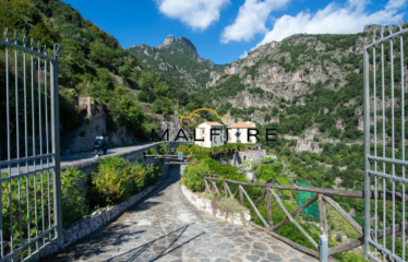 THE LIMONETO ERCOLE, AN OASIS OF LUXURY AND TRANQUILITY ON THE AMALFI COAST