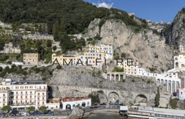 Spacious and strategic property in Amalfi