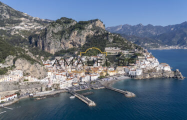 Spacious and strategic property in Amalfi