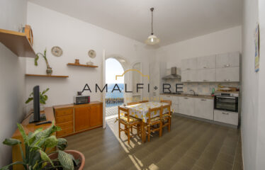 Spacious and strategic property in Amalfi